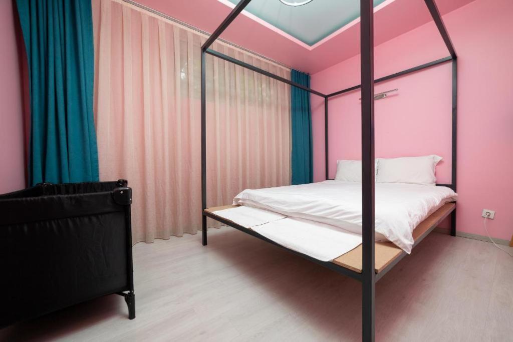 Hotel Gloria Ks 프리슈티나 외부 사진